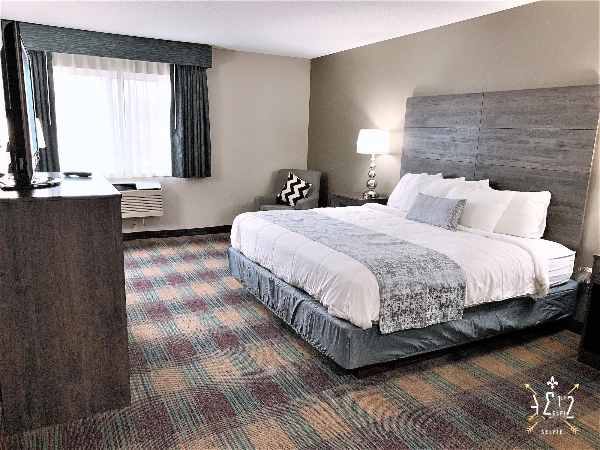 Baymont By Wyndham Baldwin Hotell Exteriör bild