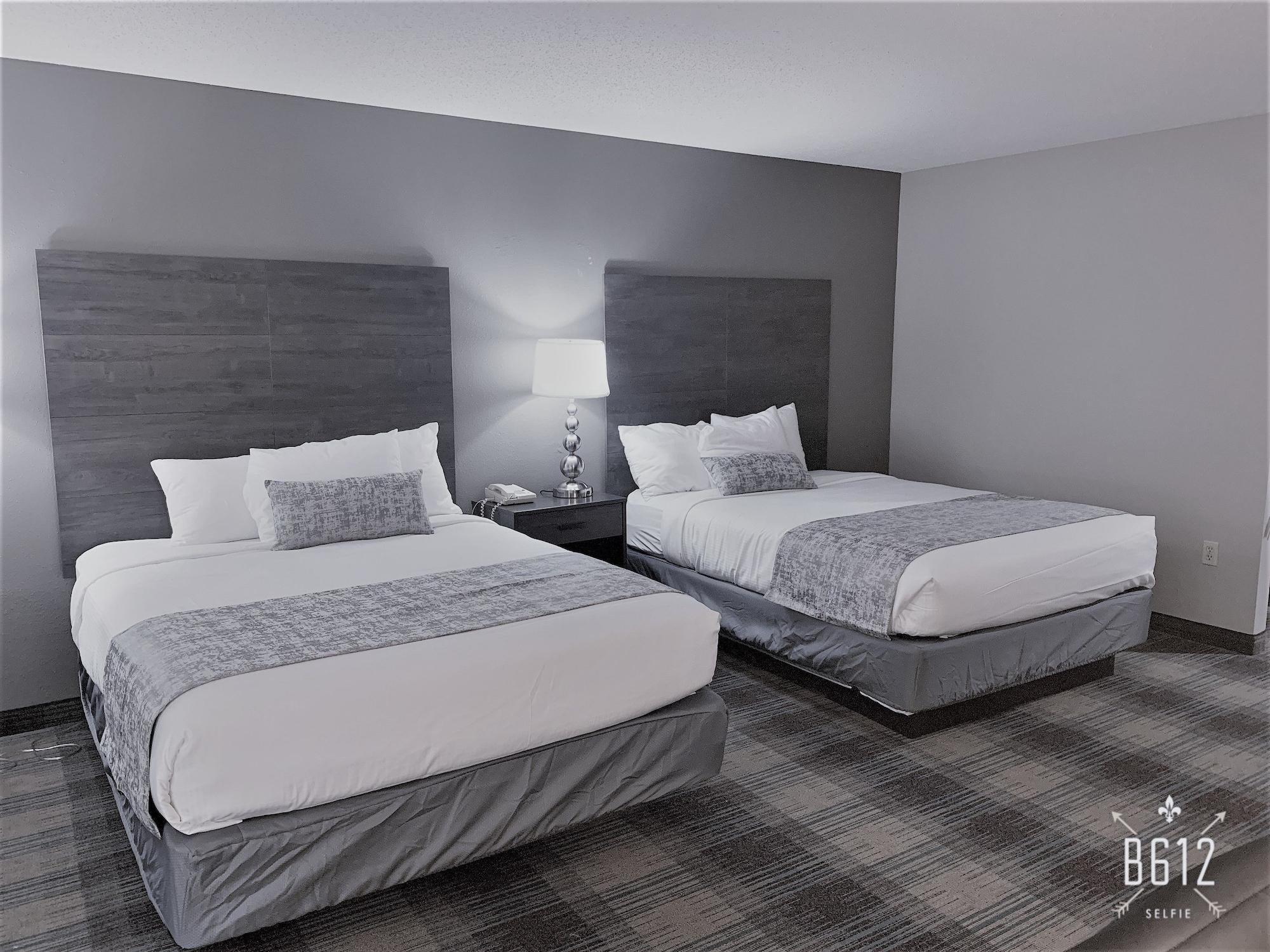 Baymont By Wyndham Baldwin Hotell Exteriör bild